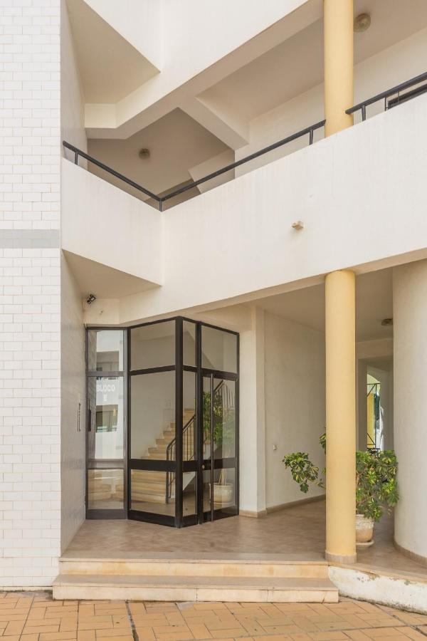 Modern Top Floor Apartment 60M2 - Balcony With Pool & Sea View - فيلامورا المظهر الخارجي الصورة